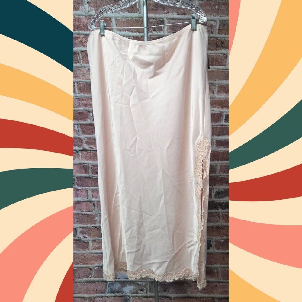 Wild Fable Satin‎ Pink Midi Skirt Large Lace Trim High Rise Slim Fit